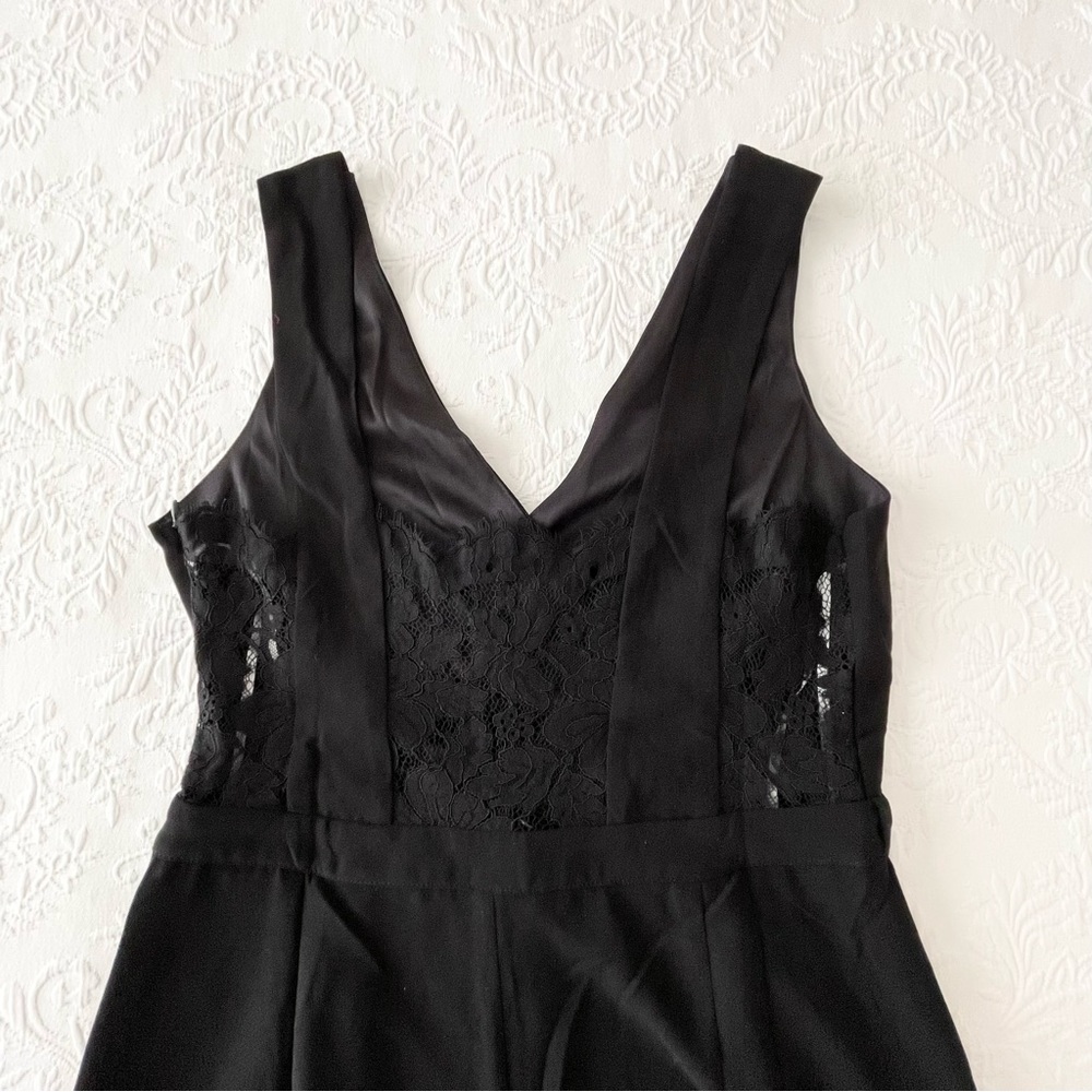 NWOT Lulus Kiska Black Lace Wide-Leg Jumpsuit Large - Picture 6 of 8